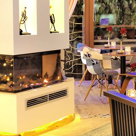 Omiros Boutique (adults Only) Retimno