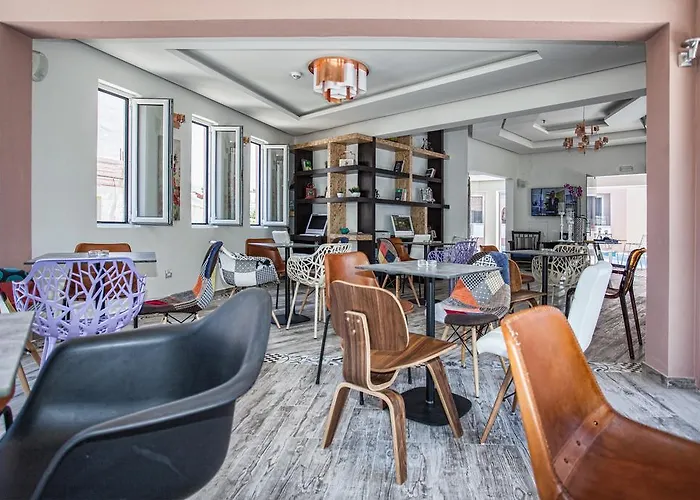 Omiros Boutique (adults Only)