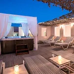 מלון Omiros Boutique (adults Only)