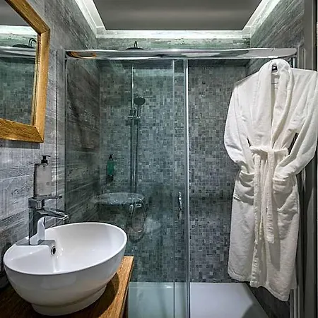 Omiros Boutique (adults Only) 2*