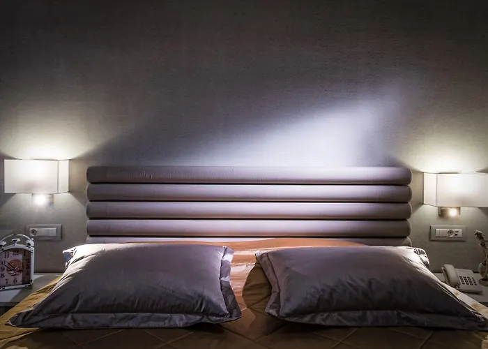 Omiros Boutique (adults Only) Готель