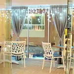 호텔 Omiros Boutique (adults Only) 2*